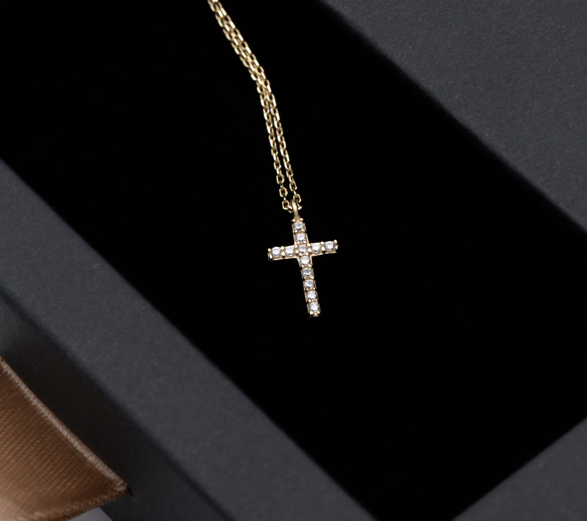 14 KT Yellow Gold White Stoned Cross - TK GOLD