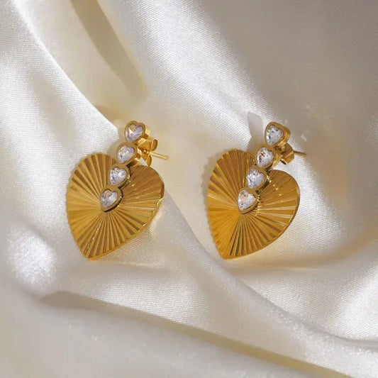 18 KT Gold Plated Heart Shape Ear Studs - TK GOLD 